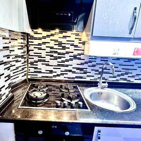 Appartement من غرفتين وصاله في يوسف باشا امام محطة الترامفاي Istanboel